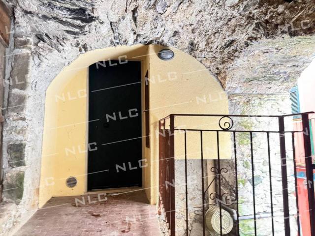 Villa Indipendente in vendita a Carrodano, Liguria