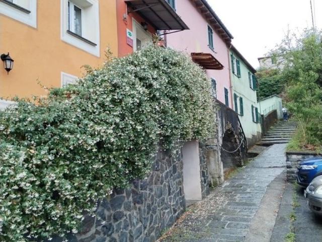 Villa Indipendente in vendita a Carrodano, Liguria