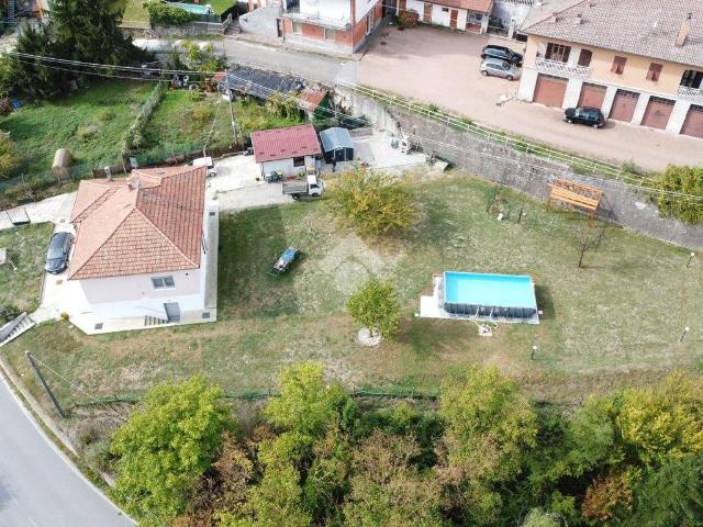 Villa Indipendente in vendita a Voltaggio, Alessandria