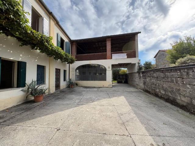 Villa Indipendente in vendita a Vegre, Cartigliano