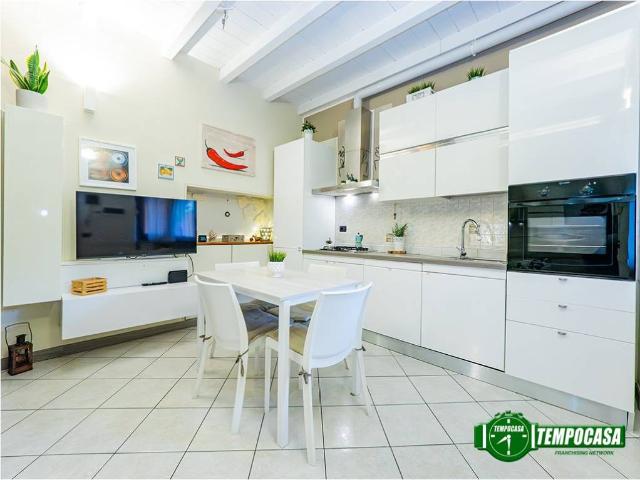 Villa Indipendente in vendita a Carugate, Milano