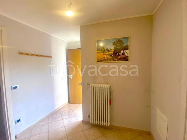 Villa Indipendente in vendita a Carugo, Lombardia