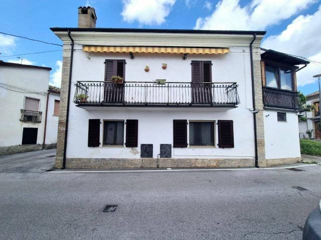 Villa Indipendente in vendita a Casacanditella, Abruzzo
