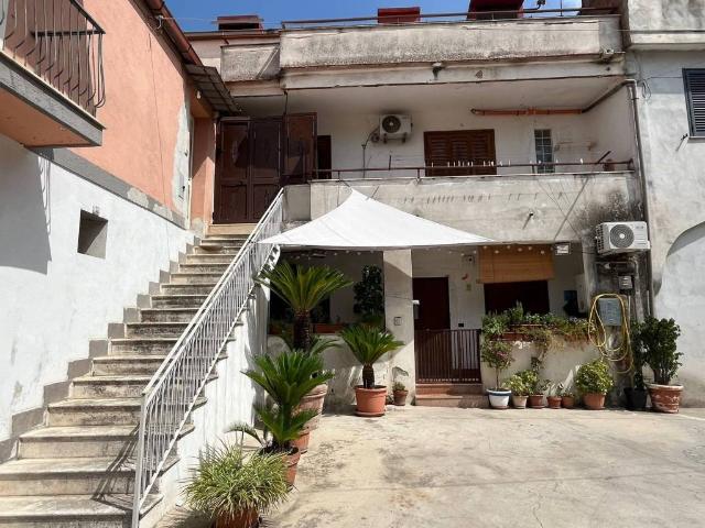 Villa Indipendente in vendita a Casagiove, Campania