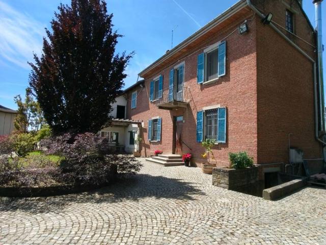 Villa Indipendente in vendita a Piemonte, Alessandria