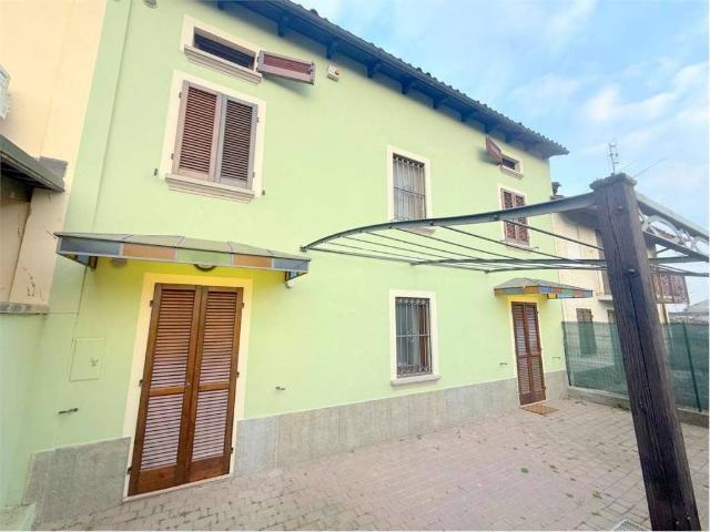 Villa Indipendente in vendita a Piemonte, Alessandria