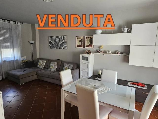 Villa Indipendente in vendita a Casalbuttano ed Uniti, Casalbuttano