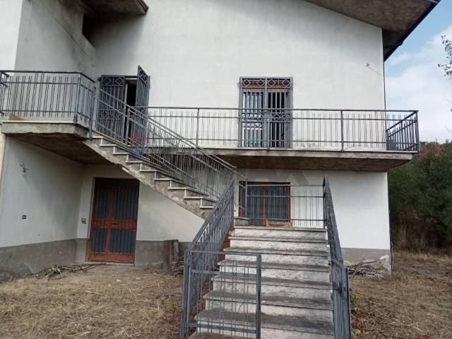 Villa Indipendente in vendita a Casalduni, Campania