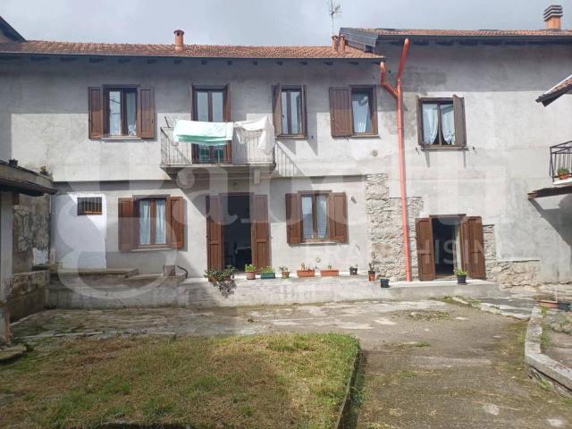 Villa Indipendente in vendita a Piemonte, Verbano-cusio-ossola