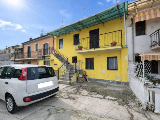 Villa Indipendente in vendita a Casale Popolo, Piemonte