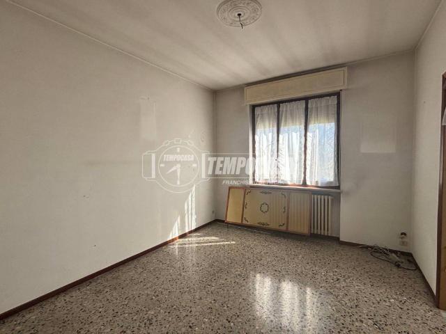 Villa Indipendente in vendita a Casale Popolo, Piemonte