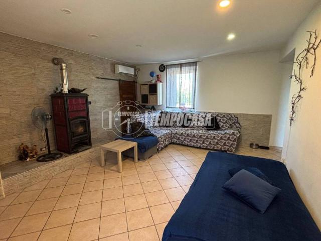Villa Indipendente in vendita a Piemonte, Alessandria