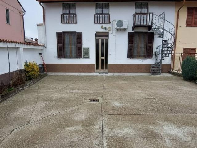 Villa Indipendente in vendita a Casale Popolo, Piemonte