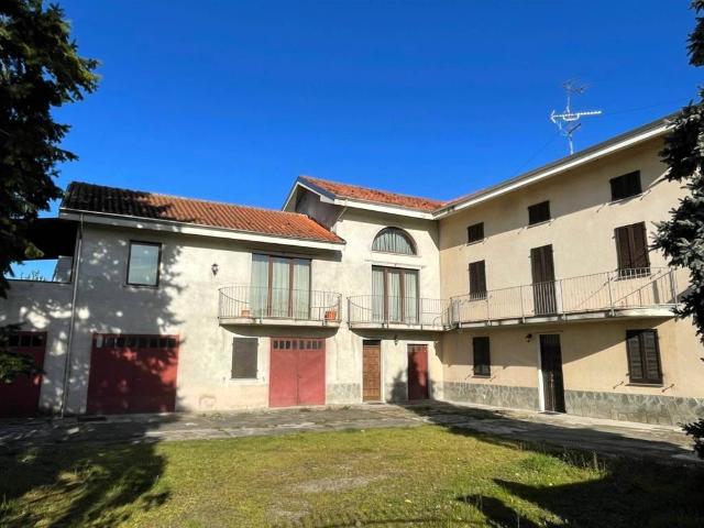 Villa Indipendente in vendita a Piemonte, Alessandria