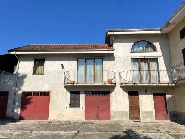 Villa Indipendente in vendita a Piemonte, Alessandria