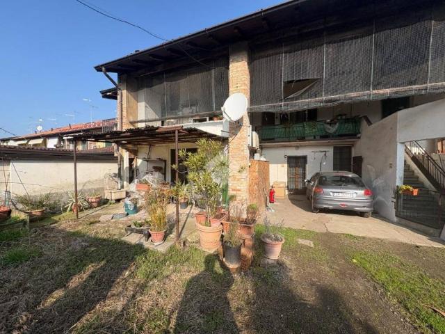 Villa Indipendente in vendita a Casaletto Vaprio, Lombardia