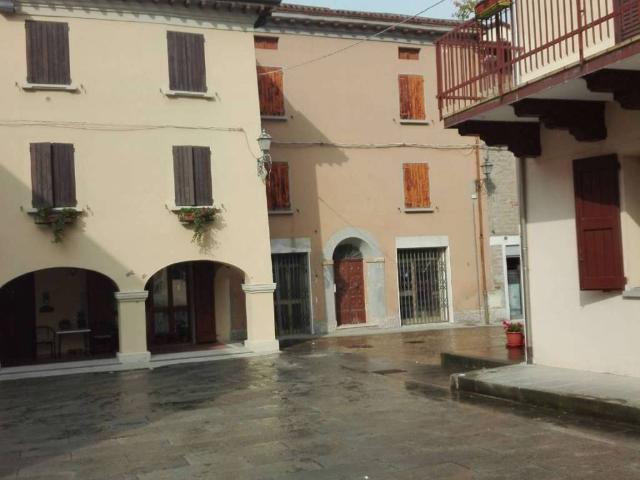 Villa Indipendente in vendita a Nuovo Circondario Imolese, Casalfiumanese