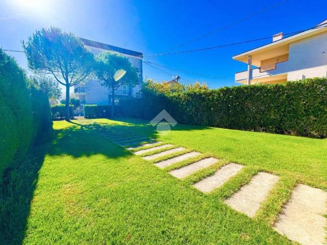 Villa Indipendente in vendita a Casalincontrada, Abruzzo