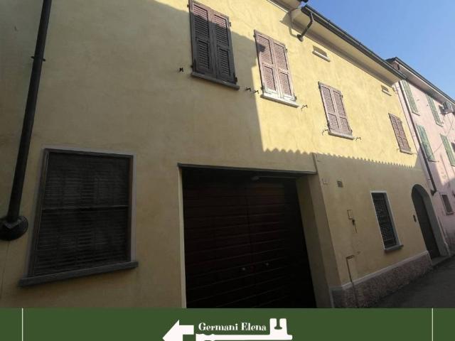 Villa Indipendente in vendita a Casalmaggiore, Lombardia