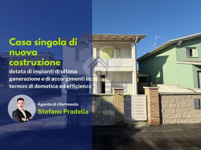 Villa Indipendente in vendita a Staffolo, Casalmaggiore