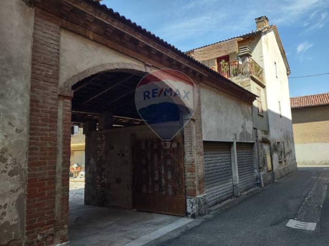 Villa Indipendente in vendita a Piemonte, Alessandria