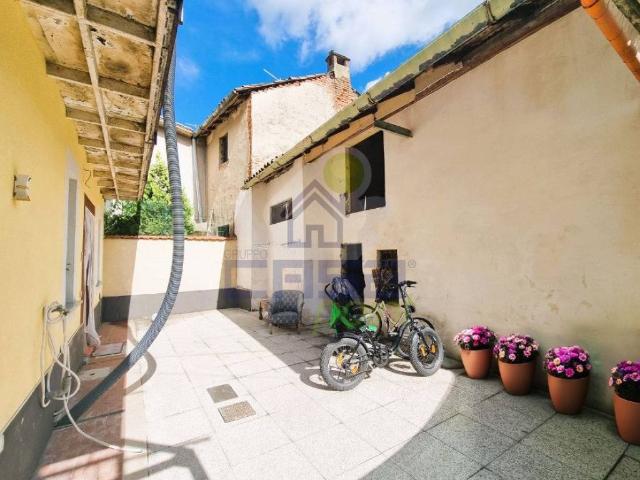 Villa Indipendente in vendita a Casalpusterlengo, Lombardia