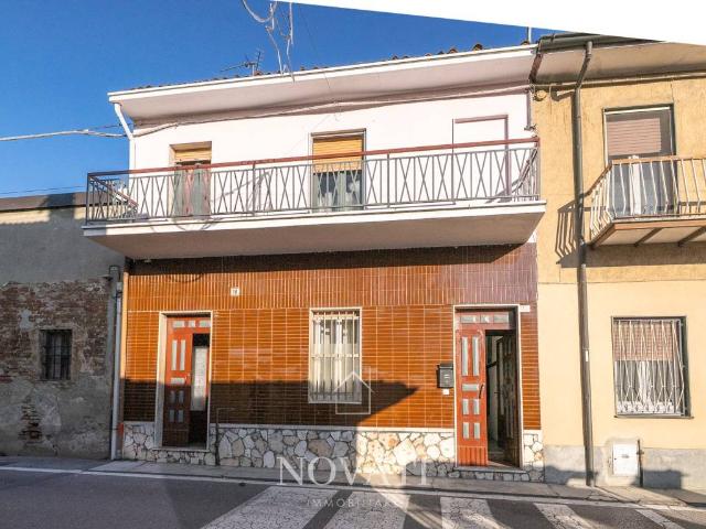 Villa Indipendente in vendita a Casalpusterlengo, Lombardia