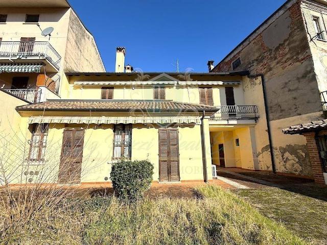 Villa Indipendente in vendita a Casalpusterlengo, Lodi