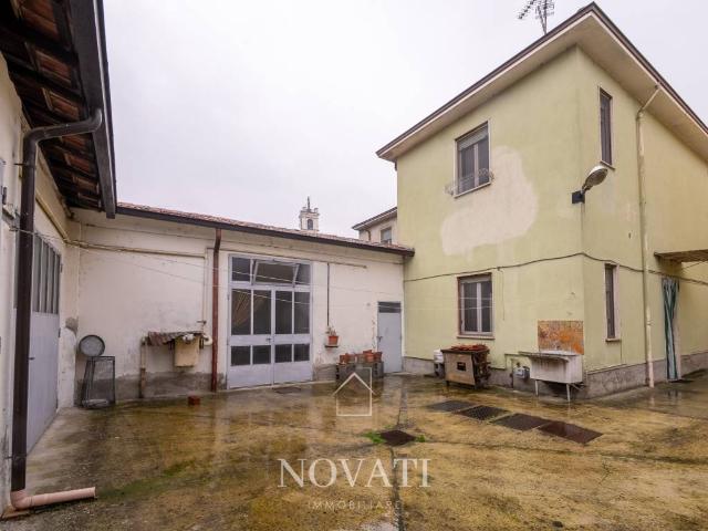 Villa Indipendente in vendita a Casalpusterlengo, Lombardia