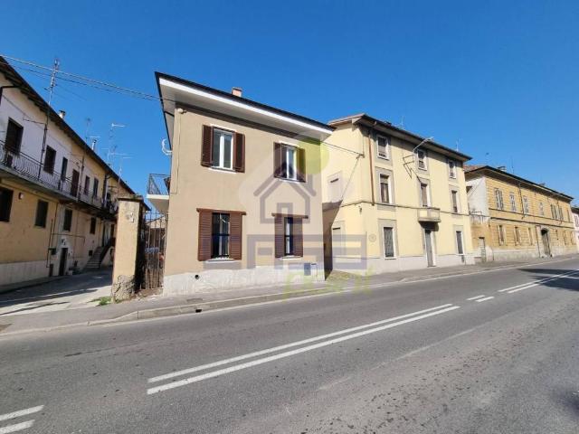 Villa Indipendente in vendita a Casalpusterlengo, Lombardia