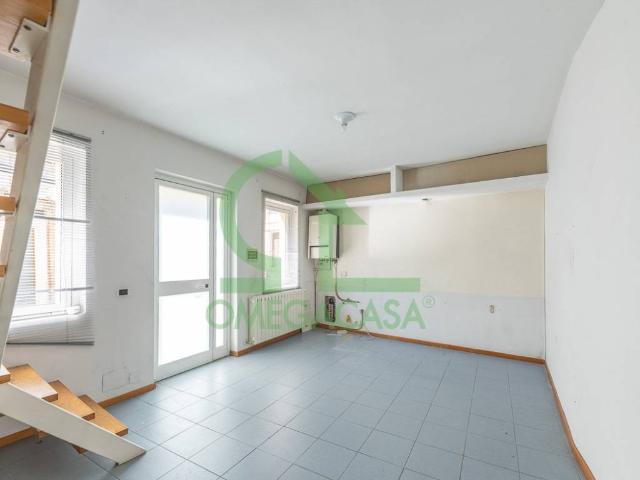 Villa Indipendente in vendita a Casalpusterlengo, Lombardia