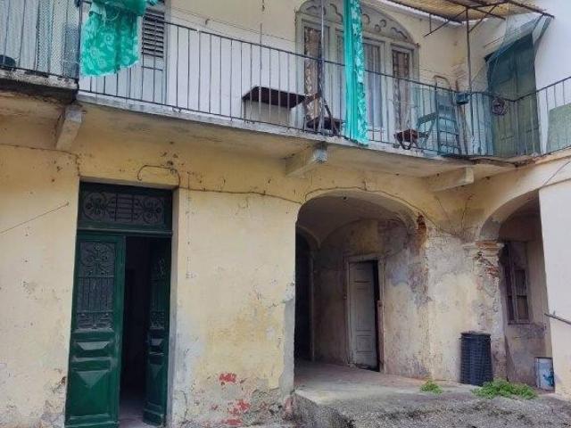 Villa Indipendente in vendita a Comunità Montana Valli del Verbano, Casalzuigno