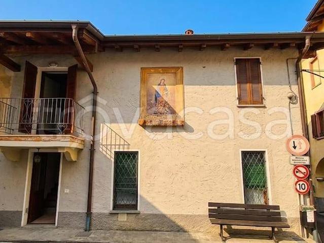 Villa Indipendente in vendita a Comunità Montana Valli del Verbano, Casalzuigno