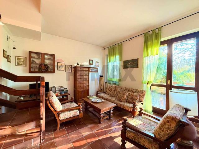 Villa Indipendente in vendita a Casanova Lonati, Lombardia