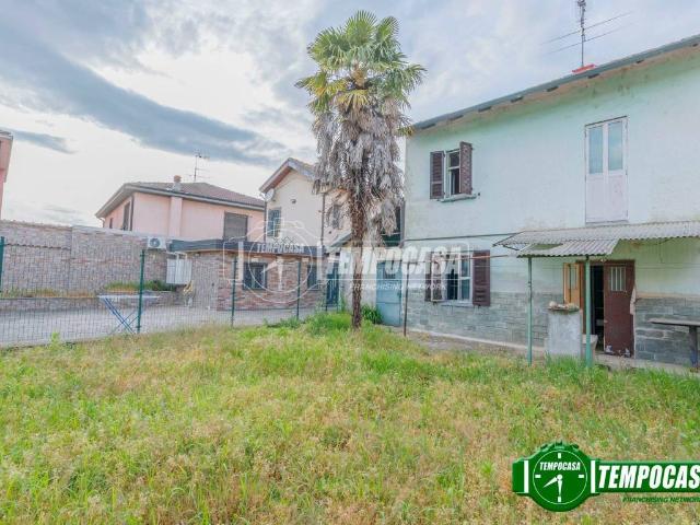 Villa Indipendente in vendita a Unione dei Comuni I Fontanili, Casarile