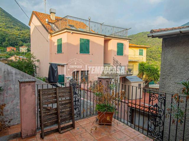 Villa Indipendente in vendita a Bargone, Casarza Ligure