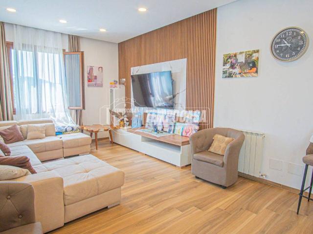Villa Indipendente in vendita a Bargone, Casarza Ligure