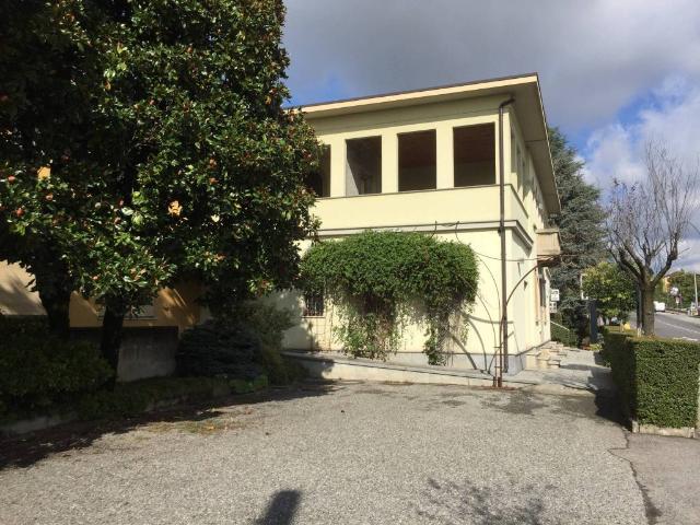 Villa Indipendente in vendita a Campofiorenzo, Casatenovo