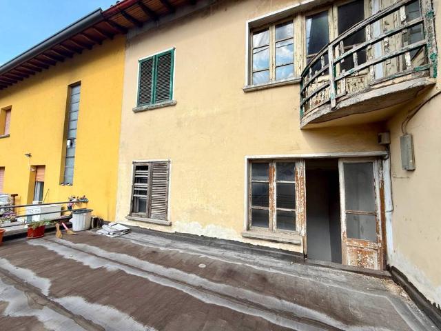 Villa Indipendente in vendita a Colognola, Casazza