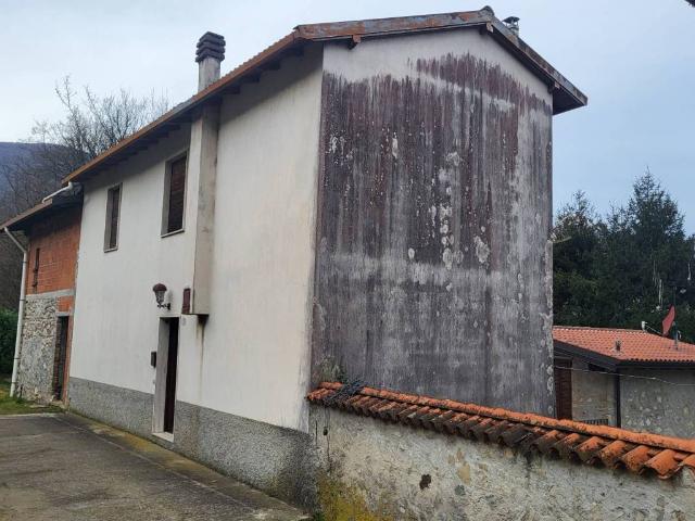 Villa Indipendente in vendita a Colognola, Casazza