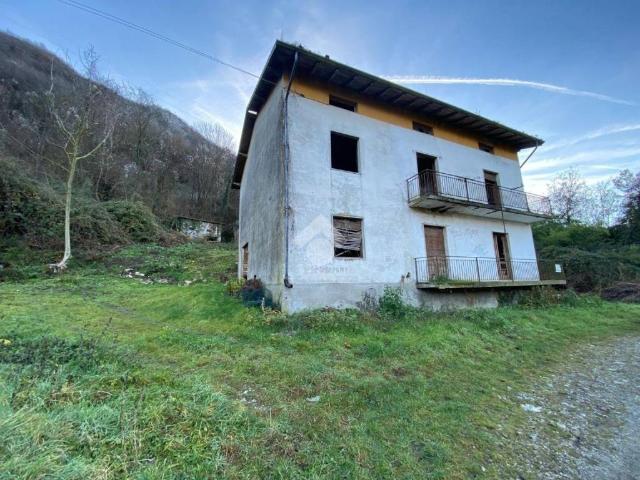 Villa Indipendente in vendita a Grone, Lombardia