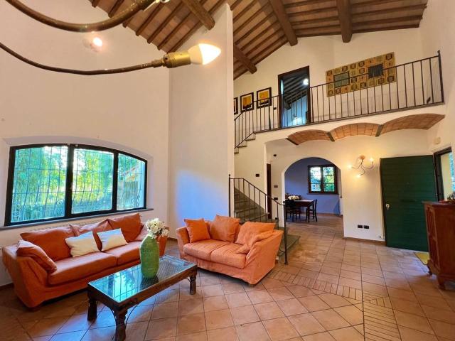 Villa Indipendente in vendita a Casciana Terme Lari, Casini Di Bosco