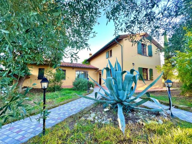 Villa Indipendente in vendita a Casciana Terme Lari, Casini Di Bosco