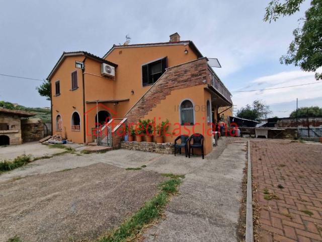 Villa Indipendente in vendita a Casciana Terme Lari, Casciana Terme