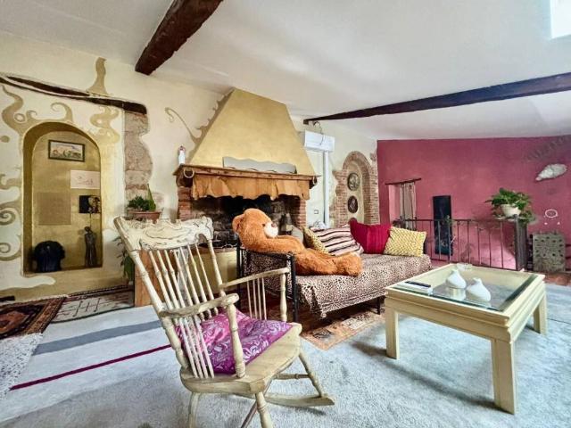 Villa Indipendente in vendita a Casciana Terme Lari, Ceppato