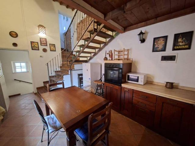 Villa Indipendente in vendita a Casciana Terme Lari, Cevoli