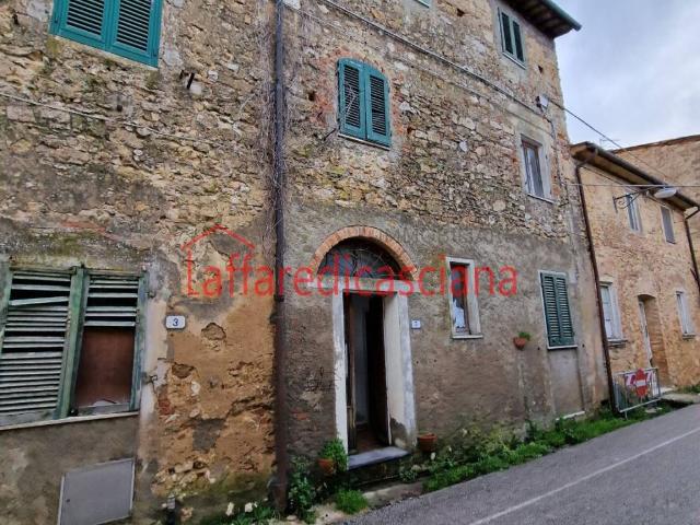 Villa Indipendente in vendita a Casciana Terme Lari, Parlascio