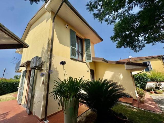Villa Indipendente in vendita a Casciana Terme Lari, Casini Di Bosco