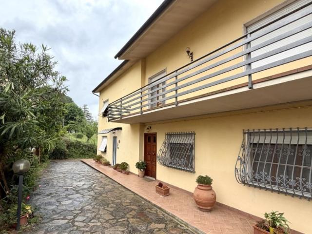 Villa Indipendente in vendita a Casciana Terme Lari, Cevoli