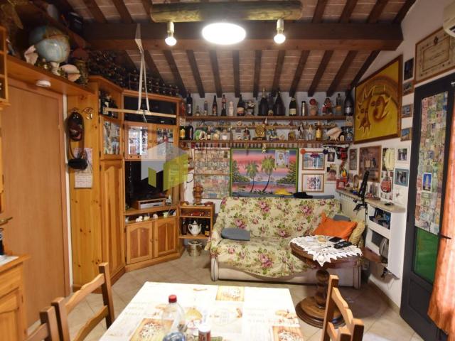 Villa Indipendente in vendita a Navacchio, Cascina